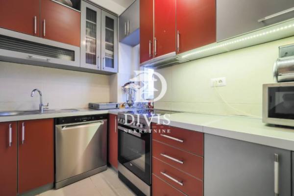 Slika 5 - Branka Krsmanovića, Trosoban stan na prodaju, 85m2, 389.000€
